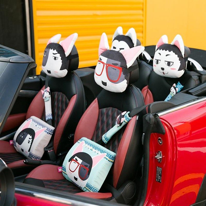 精选卡里努努呜呜狗记忆棉汽车头枕护颈枕卡通车用枕女生可爱汽车