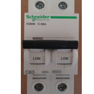 IC65N C63A A9F18263 微型断路器