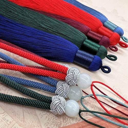 采购产品古董处理件，手绳，人造丝流苏套，中国结汽车吊坠，流苏