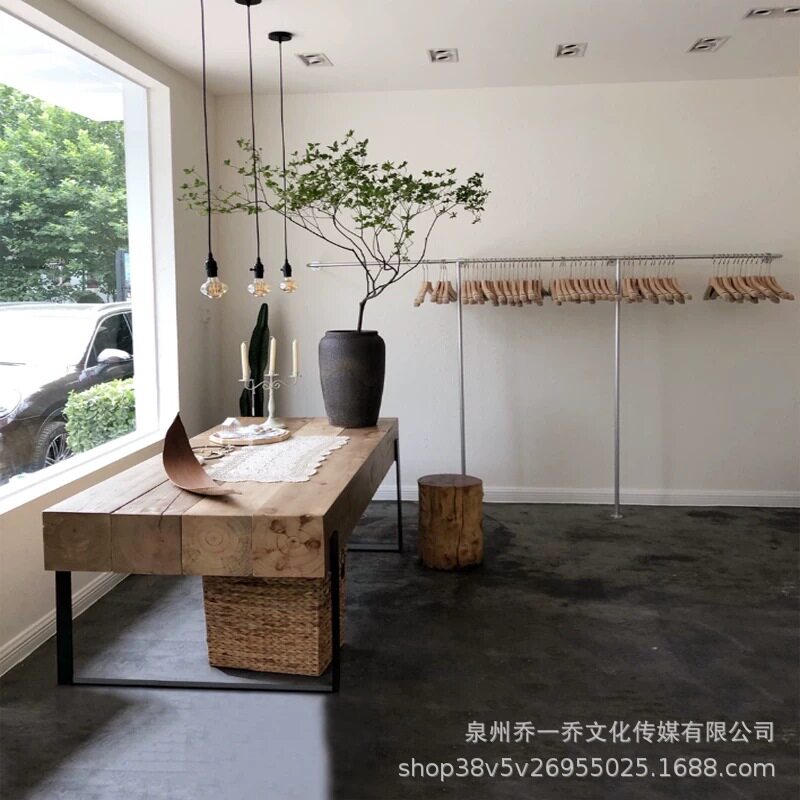北欧服装店展示台中岛桌个性创意木条多板桌子橱窗饰品流水岛台
