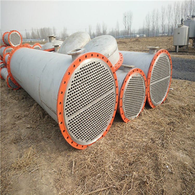 供应10平方-120平方不锈钢泠凝器 钛材冷凝器 化工制药冷凝器