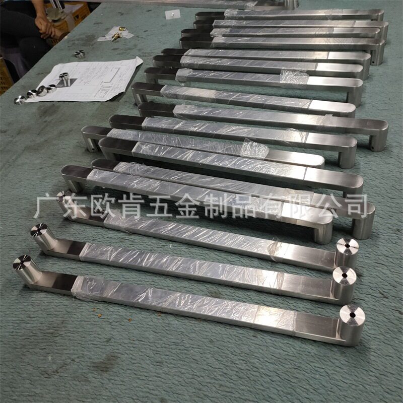 广东欧肯五金高档不锈钢圆头固定脚弧形防撞淋浴房玻璃门拉手把手