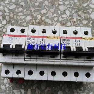 一個(gè)S 三個(gè)ABB微型斷路器 兩個(gè)S263D63型號(hào) 議價(jià) 拆機(jī)貨
