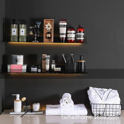 现代简约卫生间层架柜组合饰品摆件沐浴液棉签小长条托盘毛巾道具