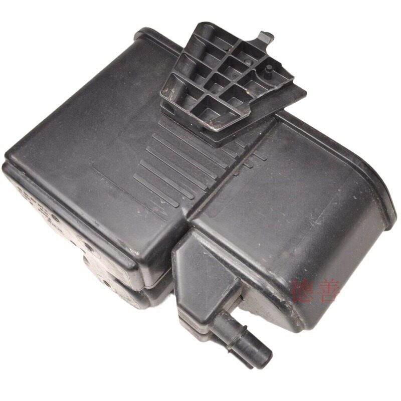 适用奔驰247 246 B180 B200 B220 B250 B260 活性炭过滤器 碳罐