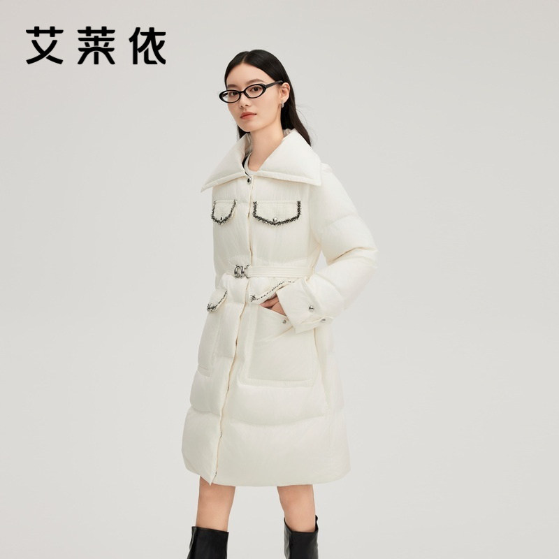 艾莱依小香风收腰长款羽绒服女冬季新款翻领气质优雅大衣外套