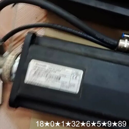 电机MKD025B－144－GP0－KS,两台，MKD
