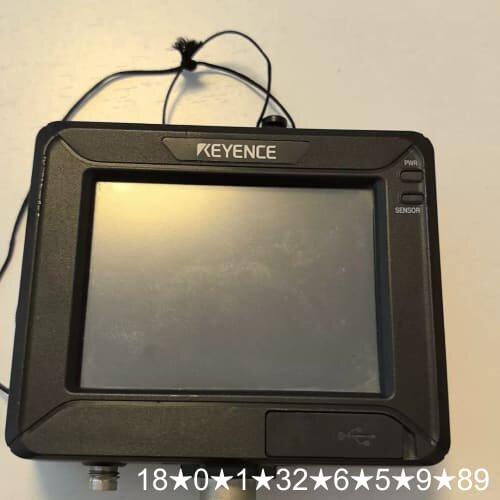 KEYENCE触摸屏IV-M30，，成色漂