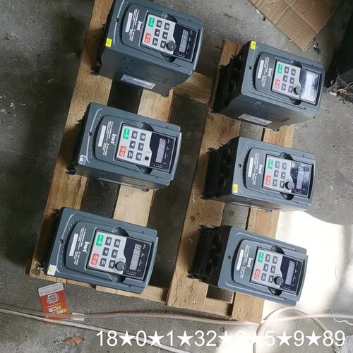 英威腾GD300变频器功能都正常输正常，380V1.5KW