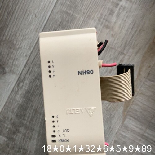 PLC扩展模块DVP08HN11R，，成色如图实