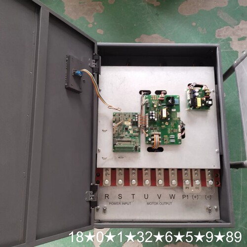 伟创变频器AC60-T3-132G/160P！，