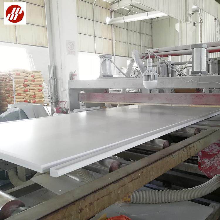 厂家直销 2mmpvc结皮发泡板 安迪雪弗板 雕刻板 pvc板材 品质保证