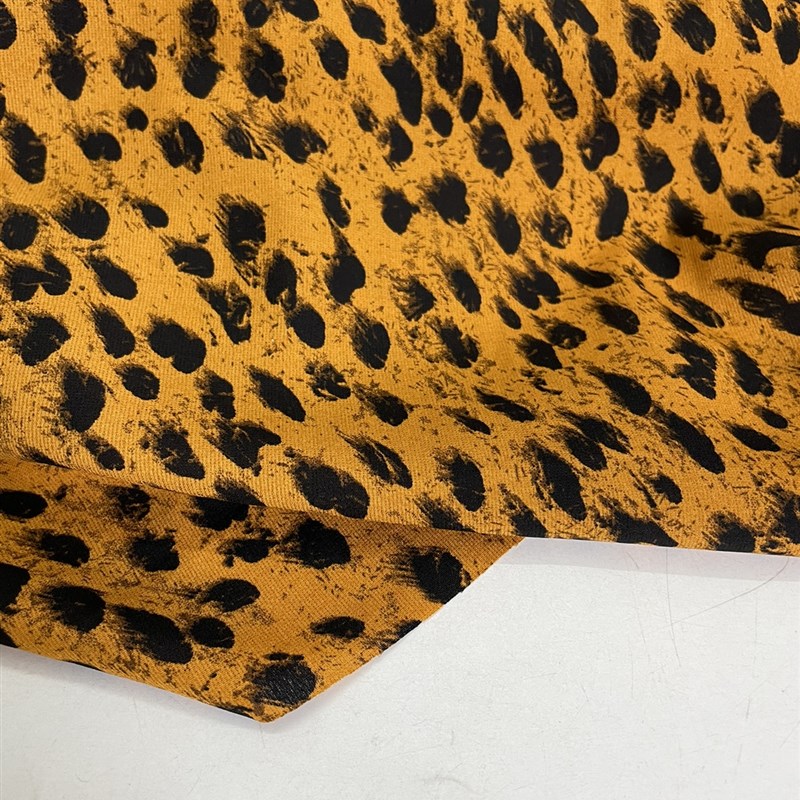 3米夏季黑点印花雪纺布头柔软垂坠透气连衣裙上衣diy服V装面料D61