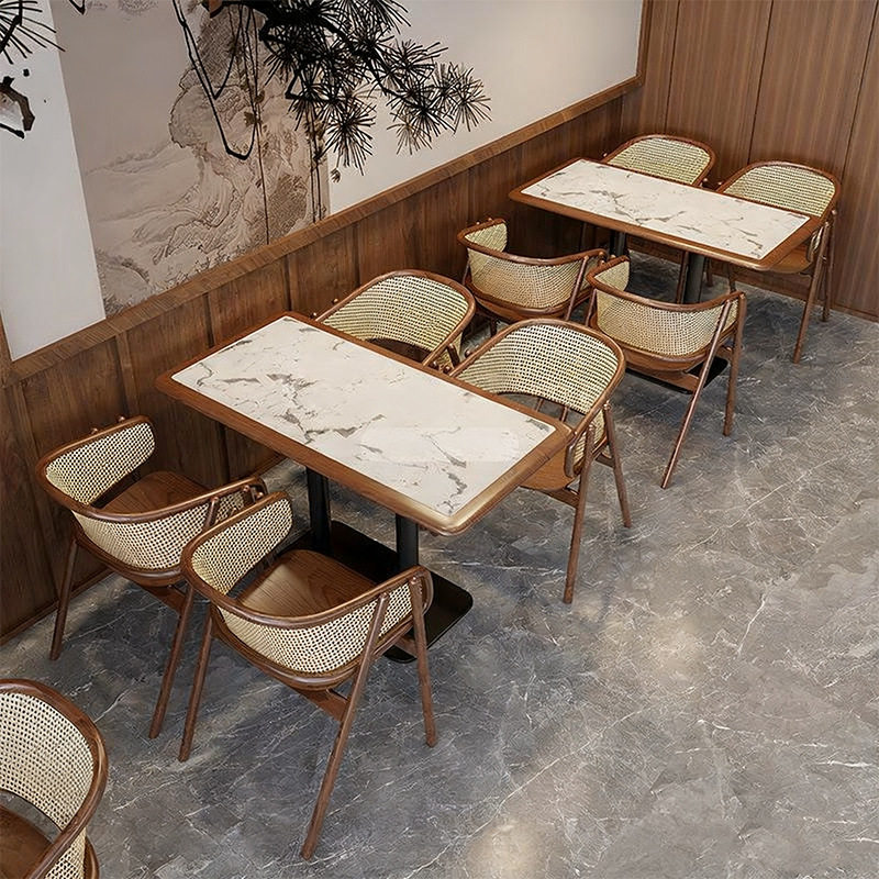 东南亚风茶楼卡座泰式饭店商用桌椅餐厅实木藤编火锅店岩板桌椅
