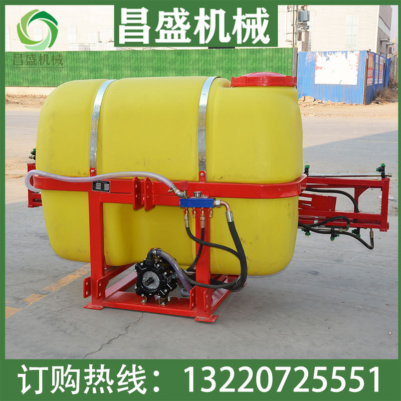 四轮拖拉机带撒药机洒水机液压折叠喷洒范围广方便收纳全新折叠