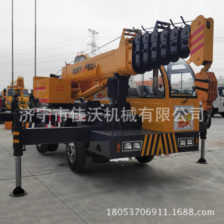 5吨随车吊 小型吊车 四不像随车吊优惠起重机是佳沃其他式起