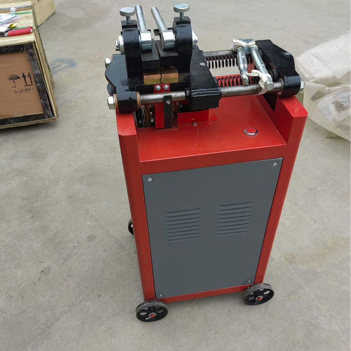 盖世不锈钢铁丝圆钢盘条焊接设备 UN-1/250钢筋对焊机 钢管碰焊机