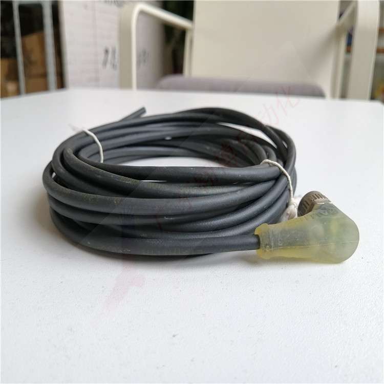 BALLUFF 连接线  BCC M425-0000-1A-004-PX0334-050