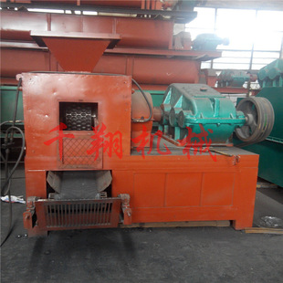 产地货源洁净型煤压球机设备 焦煤粉对辊成型鹅蛋机指导安装