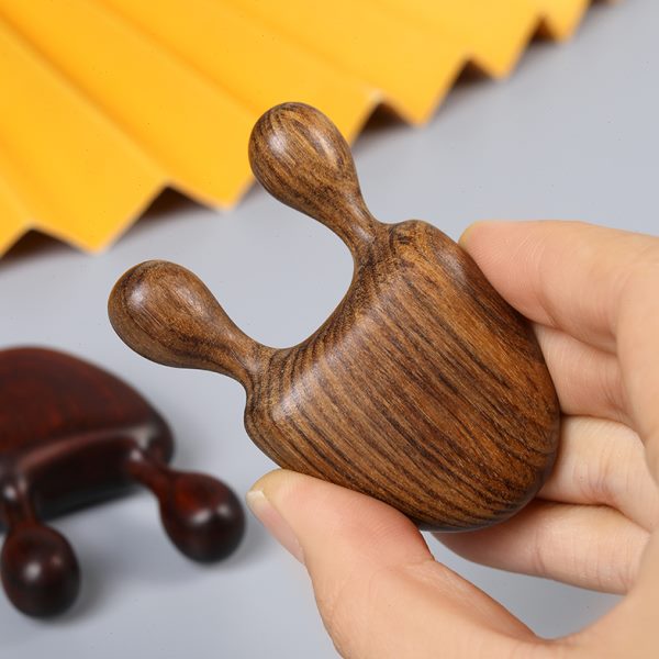 鼻部女士檀香木面部经络眼睛穴按摩梳鼻刮鼻梁按摩器刮痧绿耳点檀