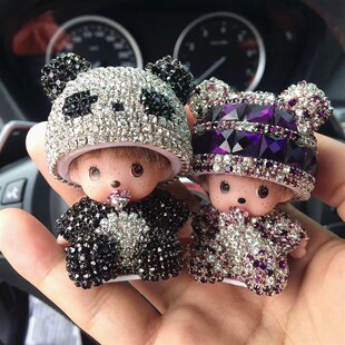 情侣 品水晶钻创意娃娃男女款 汽车摆件蒙奇奇可爱公仔装 饰品内饰装