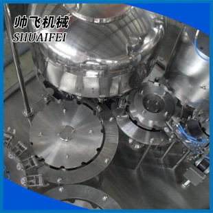 CGF纯净水设备 全自动灌装机 饮料生产设备 全自动液体灌装生产