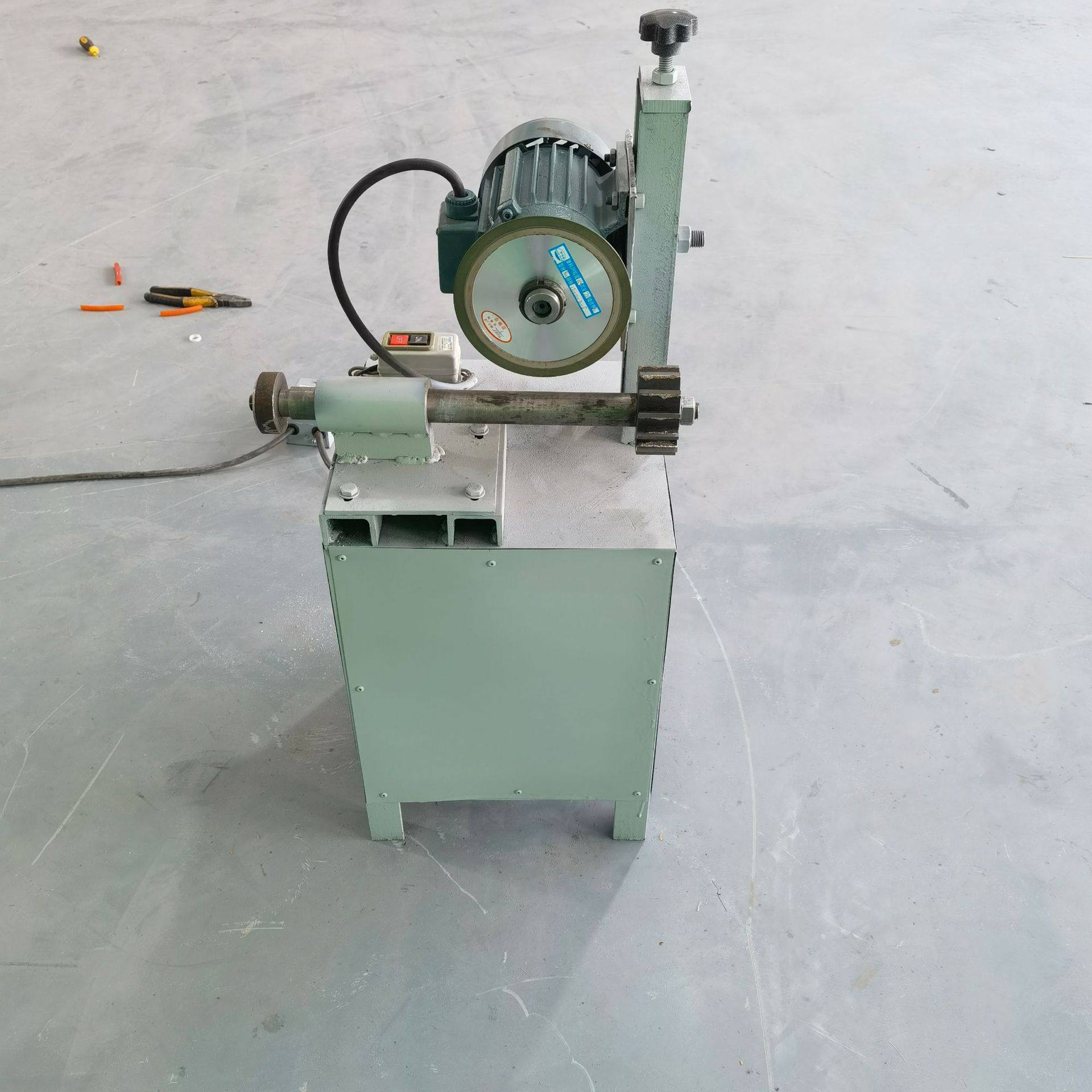 厂家  简易磨刀机 多用磨刀机 刀具磨修机