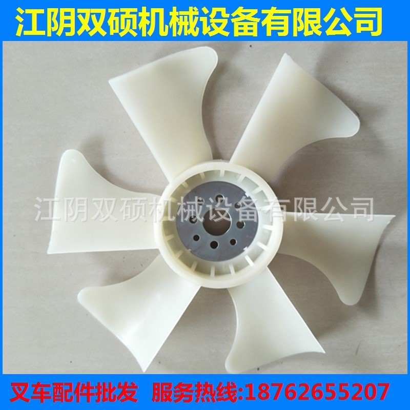 叉车水箱 大连5-7吨6102发动机847B水箱5T 7T散热器大连叉车配件