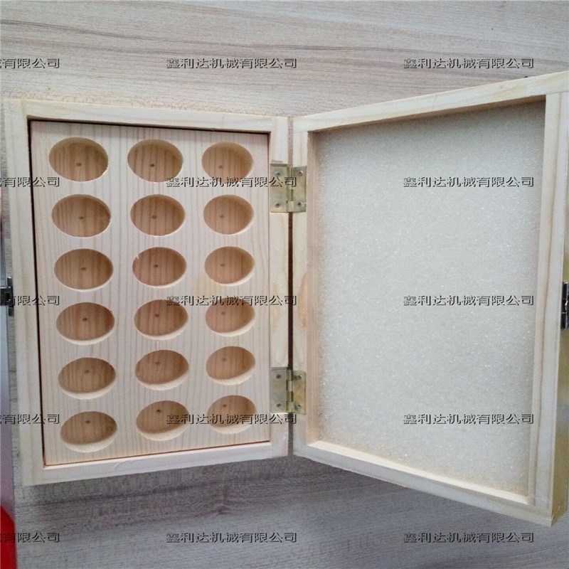 供应 广东东莞  ER32(18支)套装松木盒