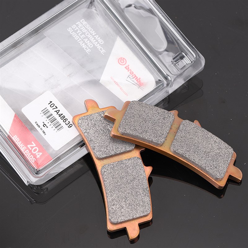 布雷博Ma40 M50 GP4RX 484大对四大辐射刹车片Z04赛道片