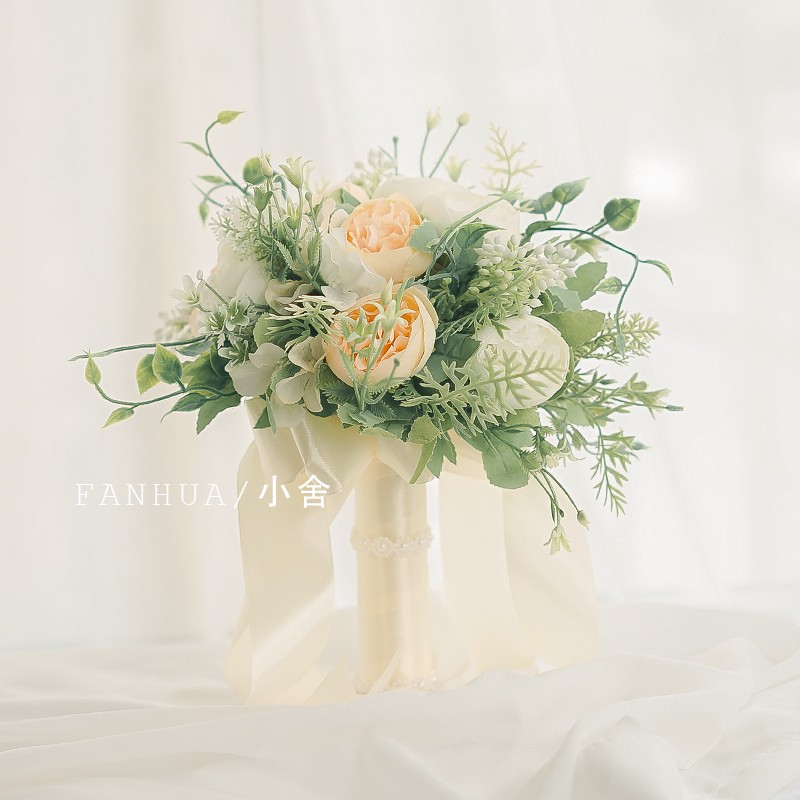 领证婚纱写真拍照旅拍婚礼高级感手捧花仿真清新森系手拿婚庆新娘