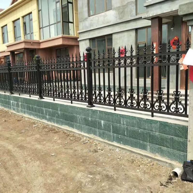 跨境铝合金护栏围栏小院子别墅栏杆庭院围墙户外栅栏铝艺花园围挡