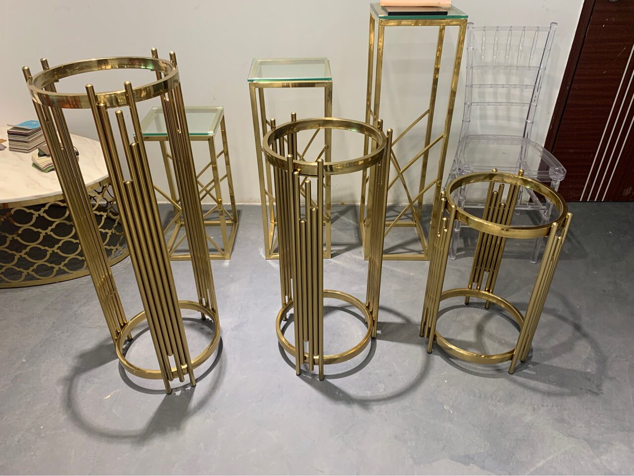 金色不锈钢花架国外婚庆用甜品台婚礼路引架子拆装花架厂家直销