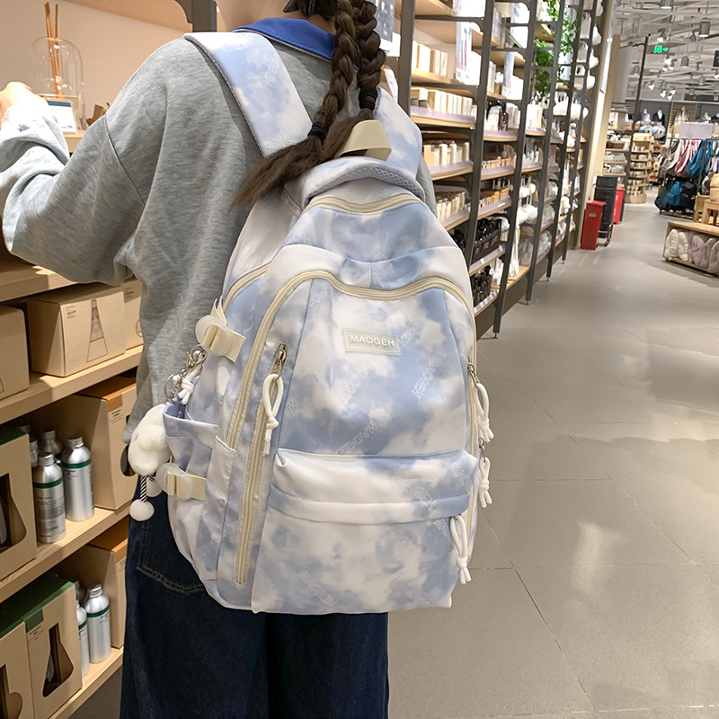 学院风女生书包涤纶印花双肩包