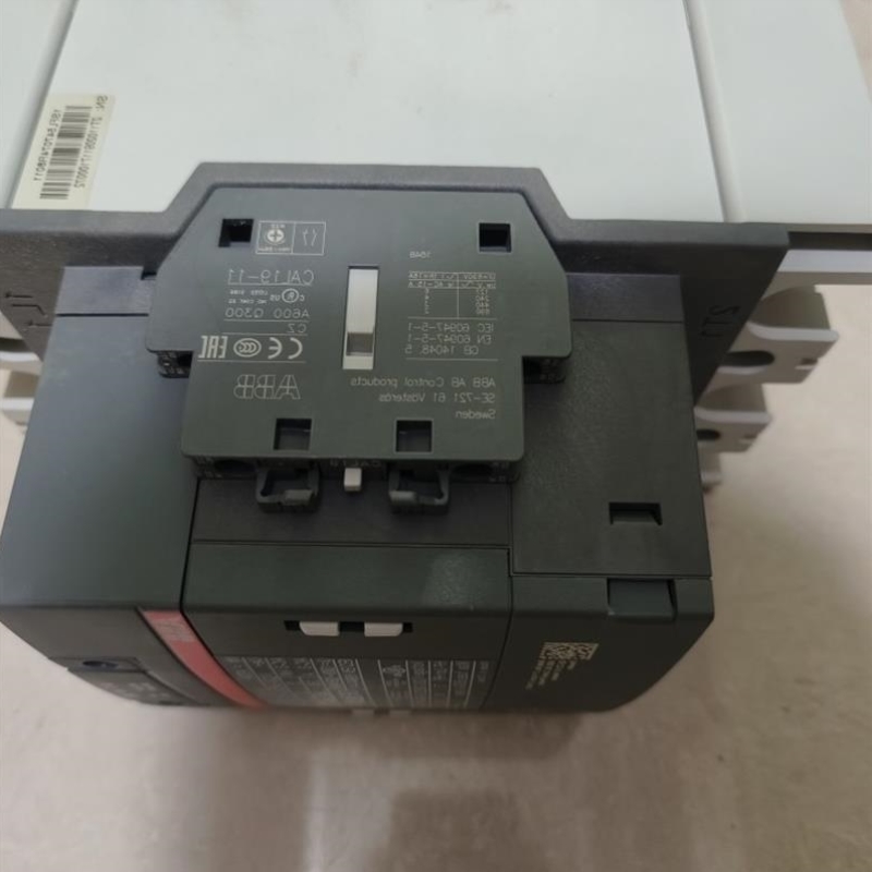 售前询价议价接触器AX260-30-11-80+辅助触头CAL19-11