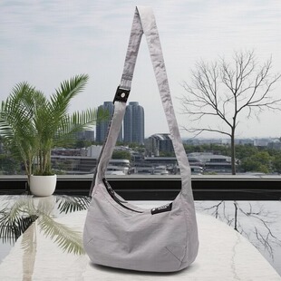 时尚百搭斜挎包轻量化高级感帆布单肩包女洋气礼物小包包通勤背包