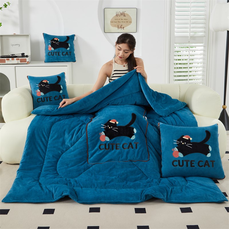 双面宝宝绒加厚多功能抱枕被靠垫D二合一折叠汽车载沙发午休冬被