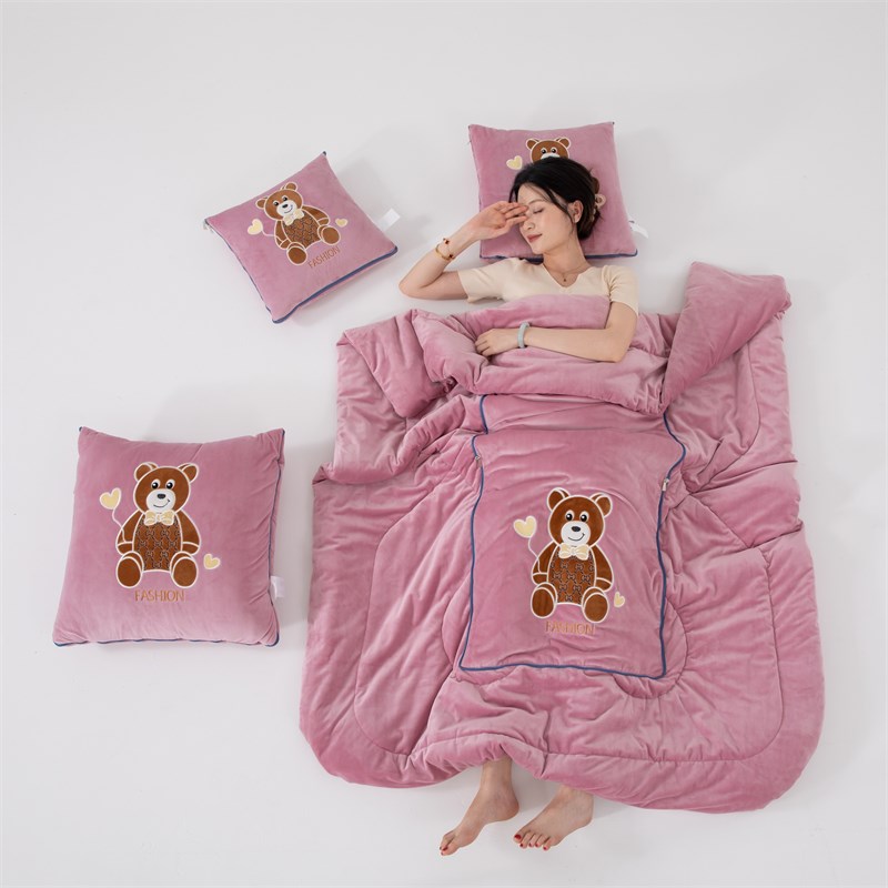 高档A类婴儿绒抱枕被两用加厚加大车B载办公午休7-8斤1米8宽可机