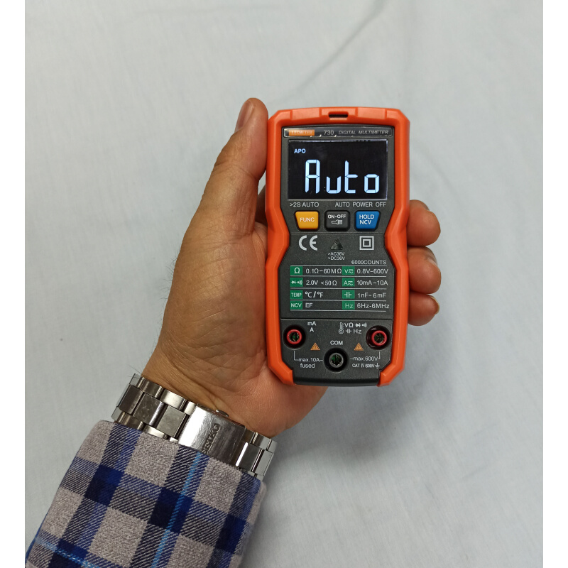 。全自动量程电压电流电阻频率电容温度通断试电笔照明傻瓜万用表
