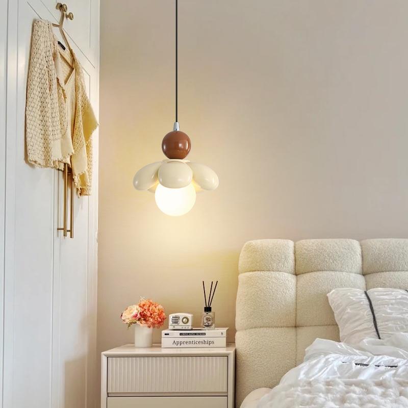 法式奶油风儿童房卧室床头小吊灯简约创意花朵过道走廊玄关吸顶灯