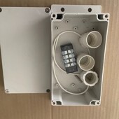 158 60带耳防水接线盒配25管及1504端子