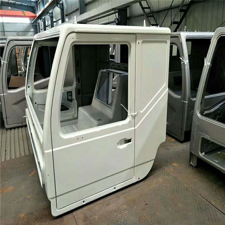 吊车玻璃钢制品徐工QZ25K驾驶室总成-中联驾驶室杠前
