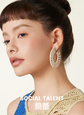 Social Talent桑蕾【秦岚同款】单边C型手工编制拉菲草耳钉耳环