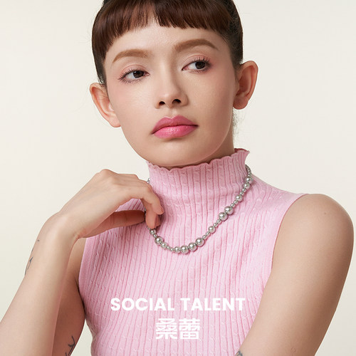 桑蕾错落设计款仿珍珠项链