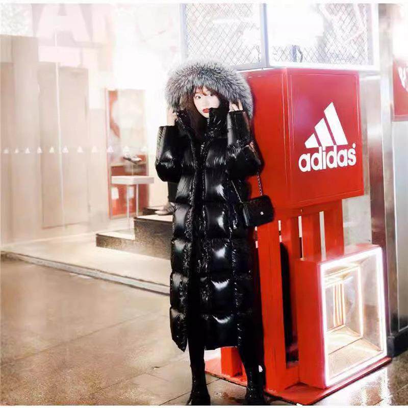 2025年新款羽绒棉服韩版棉衣女过膝长款黑金亮面加厚狐狸毛领棉袄