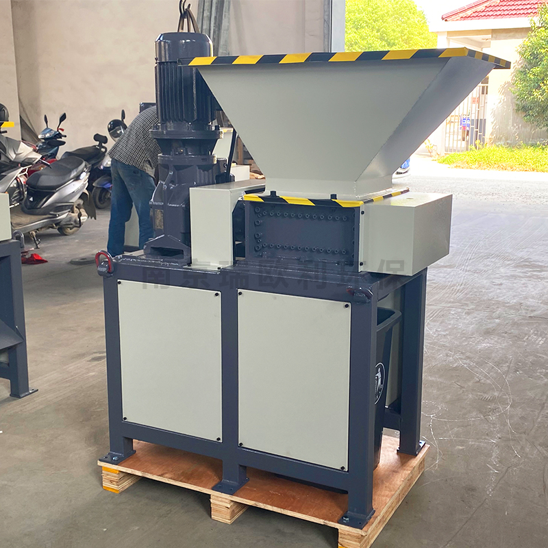 小型撕碎机单双轴家用生活垃圾橡胶废铁金属油桶塑料木材破粉碎机