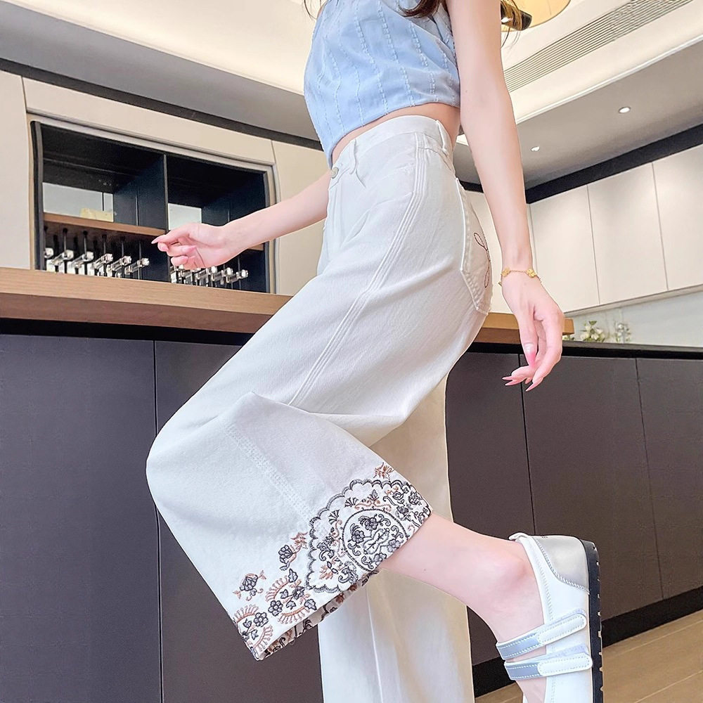 欧货新中式白色绣花直筒薄款牛仔裤女夏季新款小个子九分裤高腰阔