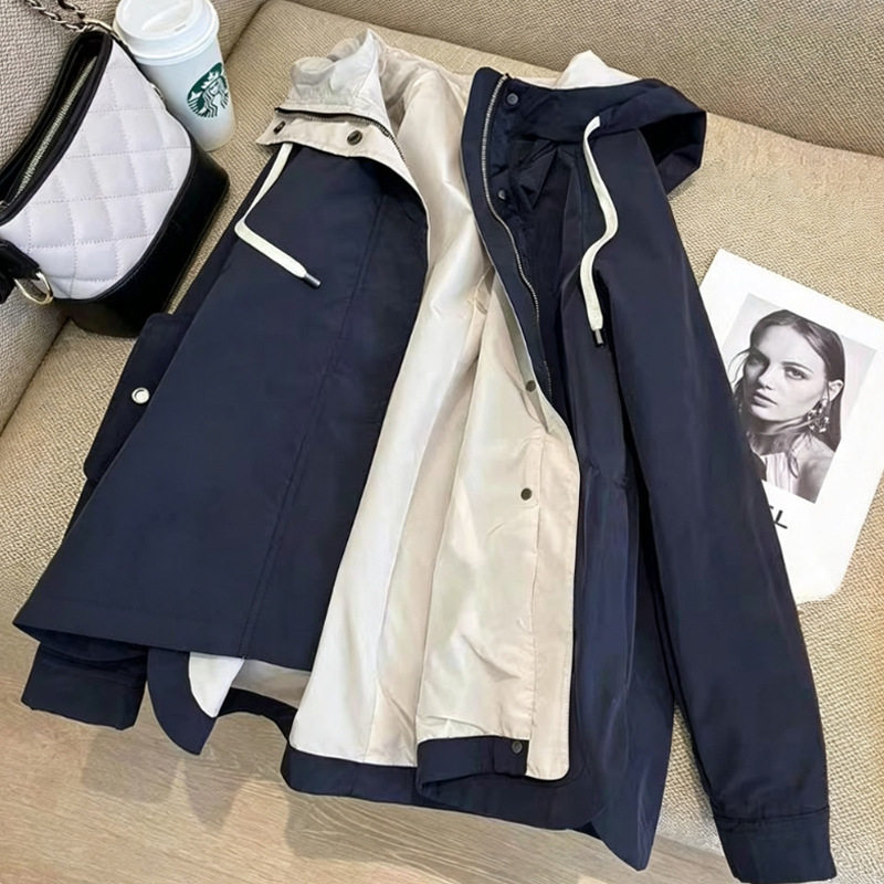 藏青色短风衣女连帽小个子欧货设计感秋宽松休闲防风防水胖mm外套