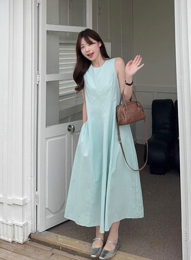 法式蓝色连衣裙女2025夏季新款气质显瘦圆领收腰A字无袖背心长裙