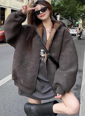 复古美式灰色连帽卫衣外套女2024新款秋冬高级感宽松加绒耐看上衣